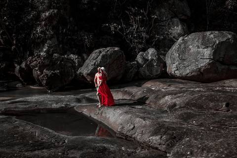 As melhores ideias e inspirações criativas de fotos para ensaio pré wedding na praia do Iporanga - SP'