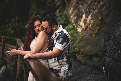 As melhores ideias e inspirações criativas de fotos para ensaio pré wedding na praia do Iporanga - SP'