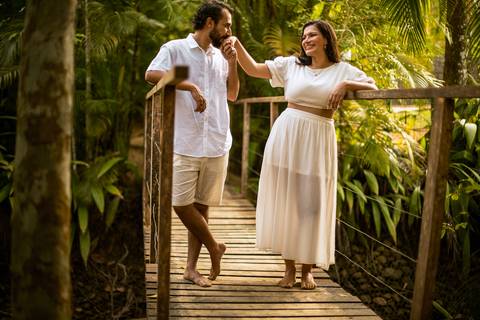 As melhores ideias e inspirações criativas de fotos para ensaio pré wedding na praia vermelha, Ubatuba - SP'