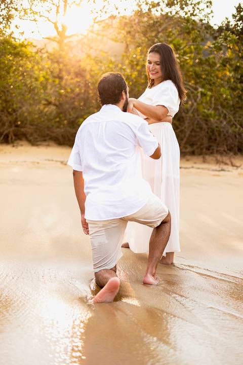 As melhores ideias e inspirações criativas de fotos para ensaio pré wedding na praia vermelha, Ubatuba - SP'