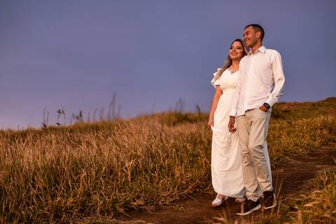 As melhores ideias e inspirações criativas de fotos para ensaio pré wedding no Pico do Olho D'Água - Mairiporã - SP'