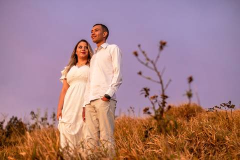 As melhores ideias e inspirações criativas de fotos para ensaio pré wedding no Pico do Olho D'Água - Mairiporã - SP'