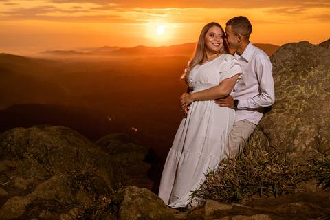 As melhores ideias e inspirações criativas de fotos para ensaio pré wedding no Pico do Olho D'Água - Mairiporã - SP'