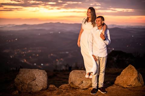 As melhores ideias e inspirações criativas de fotos para ensaio pré wedding no Pico do Olho D'Água - Mairiporã - SP'