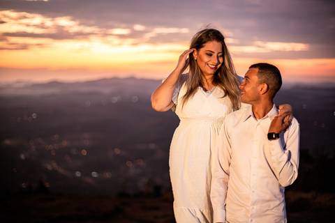 As melhores ideias e inspirações criativas de fotos para ensaio pré wedding no Pico do Olho D'Água - Mairiporã - SP'