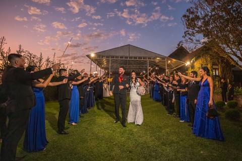 As melhores ideias e inspirações criativas de fotos de casamento no Buffet Floriada - Holambra'