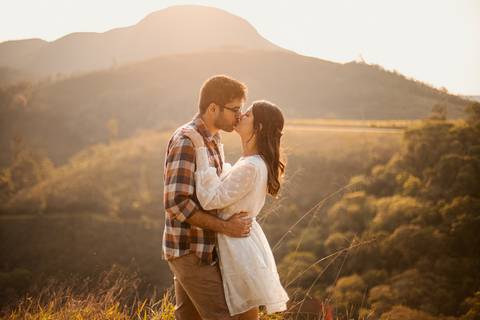 As melhores ideias e inspirações criativas de fotos para ensaio de casamento pré wedding no Mirante do Saboó em São Roque - SP'