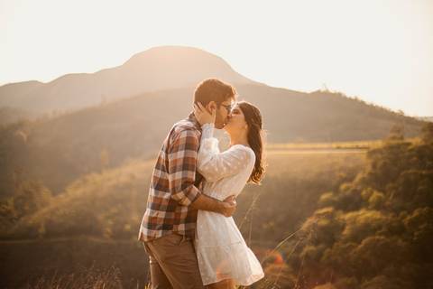 As melhores ideias e inspirações criativas de fotos para ensaio de casamento pré wedding no Mirante do Saboó em São Roque - SP'