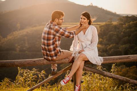 As melhores ideias e inspirações criativas de fotos para ensaio de casamento pré wedding no Mirante do Saboó em São Roque - SP'