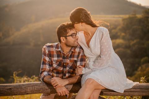 As melhores ideias e inspirações criativas de fotos para ensaio de casamento pré wedding no Mirante do Saboó em São Roque - SP'