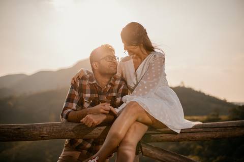 As melhores ideias e inspirações criativas de fotos para ensaio de casamento pré wedding no Mirante do Saboó em São Roque - SP'
