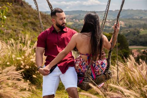 As melhores ideias e inspirações criativas de fotos para ensaio de casamento pré wedding no Sítio das Borboletas, Piedade - SP'