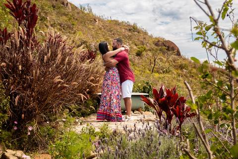 As melhores ideias e inspirações criativas de fotos para ensaio de casamento pré wedding no Sítio das Borboletas, Piedade - SP'