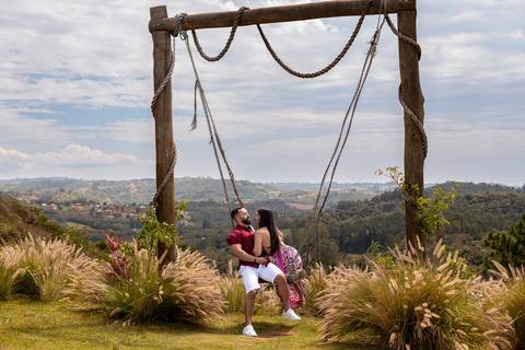 As melhores ideias e inspirações criativas de fotos para ensaio de casamento pré wedding no Sítio das Borboletas, Piedade - SP'