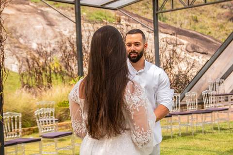 As melhores ideias e inspirações criativas de fotos para ensaio de casamento pré wedding no Sítio das Borboletas, Piedade - SP'