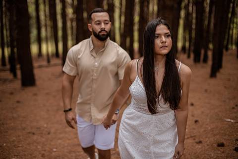 As melhores ideias e inspirações criativas de fotos para ensaio de casamento pré wedding no Sítio das Borboletas, Piedade - SP'