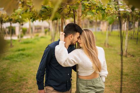As melhores ideias e inspirações criativas de fotos para ensaio de casamento pré wedding na Vinícola Don Pato na cidade de São Roque -  SP'