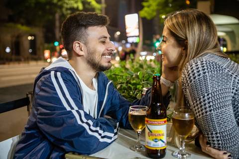 As melhores ideias e inspirações criativas de fotos para ensaio de casamento pré wedding na Av. Paulista -  SP'