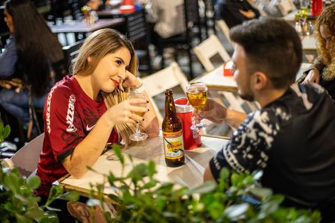 As melhores ideias e inspirações criativas de fotos para ensaio de casamento pré wedding na Av. Paulista -  SP'