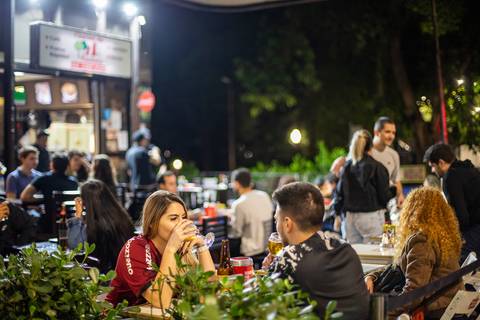 As melhores ideias e inspirações criativas de fotos para ensaio de casamento pré wedding na Av. Paulista -  SP'