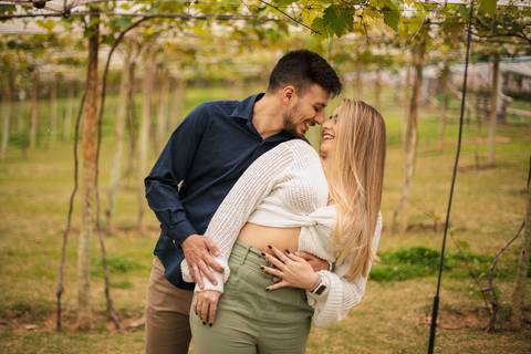 As melhores ideias e inspirações criativas de fotos para ensaio de casamento pré wedding na Vinícola Don Pato na cidade de São Roque -  SP'