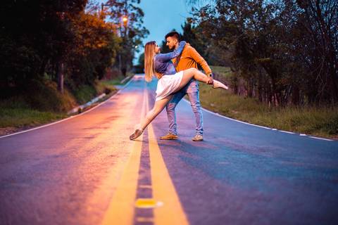 As melhores ideias e inspirações criativas de fotos para ensaio de casamento pré wedding no Antiquário em São Roque -  SP'