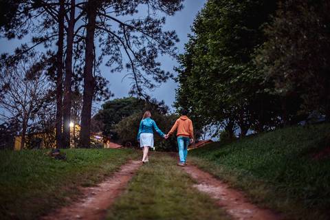 As melhores ideias e inspirações criativas de fotos para ensaio de casamento pré wedding no Antiquário em São Roque -  SP'