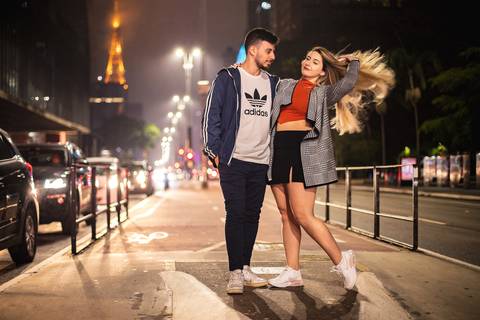 As melhores ideias e inspirações criativas de fotos para ensaio de casamento pré wedding na Av. Paulista -  SP'