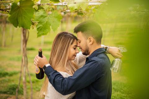 As melhores ideias e inspirações criativas de fotos para ensaio de casamento pré wedding na Vinícola Don Pato na cidade de São Roque -  SP'