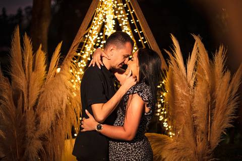 As melhores ideias e inspirações criativas de fotos para ensaio pré wedding em Socorro - SP'