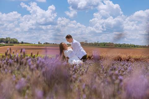 As melhores ideias e inspirações criativas de fotos para ensaio pré wedding em Holambra - SP'