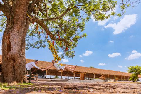 As melhores ideias e inspirações criativas de fotos para ensaio pré wedding em Holambra - SP'