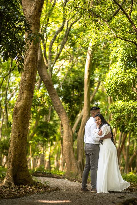 As melhores ideias e inspirações criativas de fotos para ensaio pré wedding no parque Villa Lobos - SP '