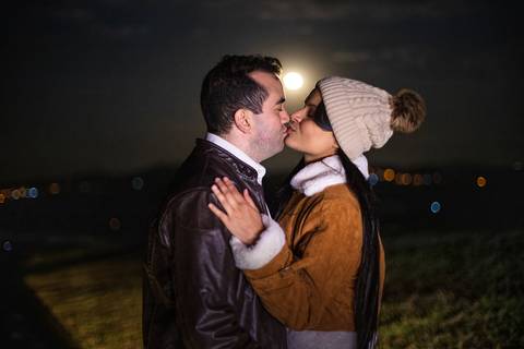 As melhores ideias e inspirações criativas de fotos para ensaio pré wedding no Morro do Capuava - SP'