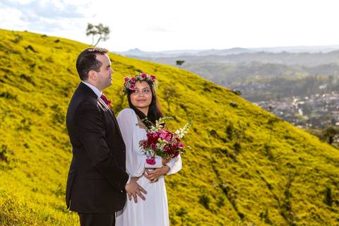 As melhores ideias e inspirações criativas de fotos para ensaio pré wedding no Morro do Capuava - SP'