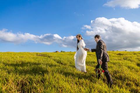 As melhores ideias e inspirações criativas de fotos para ensaio pré wedding no Morro do Capuava - SP'