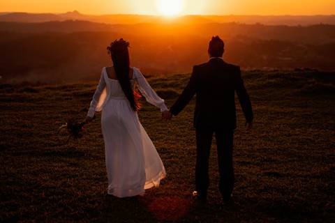 As melhores ideias e inspirações criativas de fotos para ensaio pré wedding no Morro do Capuava - SP'