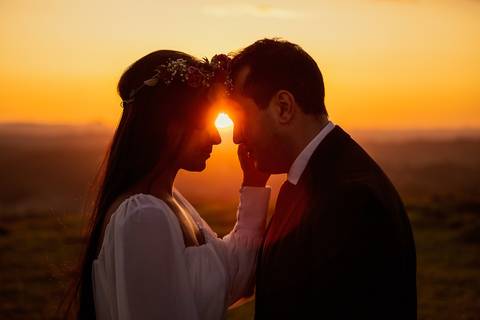 As melhores ideias e inspirações criativas de fotos para ensaio pré wedding no Morro do Capuava - SP'