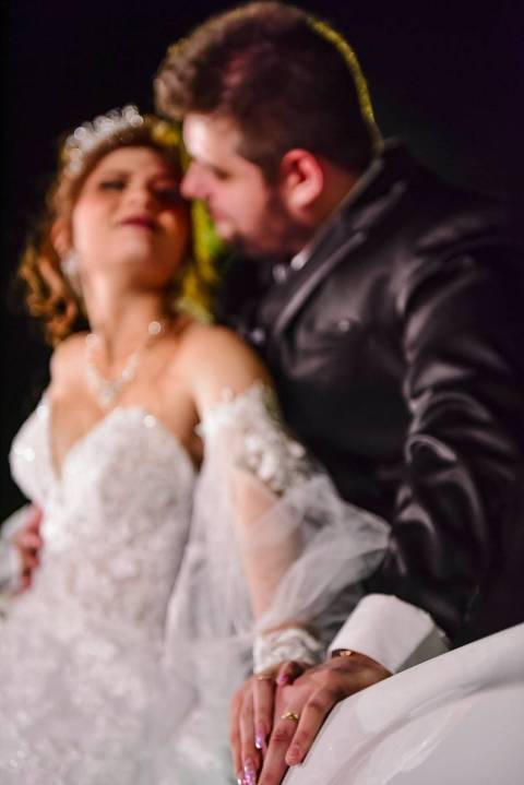 As melhores ideias e inspirações criativas de fotos dos noivos na limusine - SP '