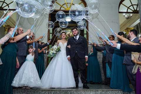 As melhores ideias e inspirações criativas de fotos da cerimônia na igreja Paróquia Nossa Senhora do Bom Conselho - SP'