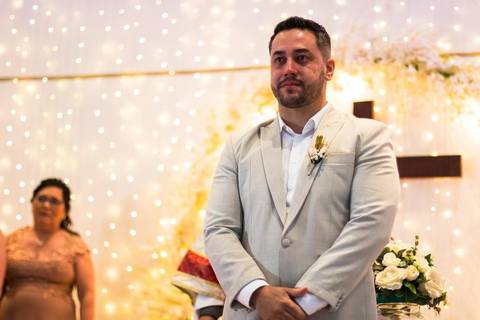 As melhores ideias e inspirações criativas de fotos de casamento momento da cerimônia no Espaço Villa Borghese - SP'