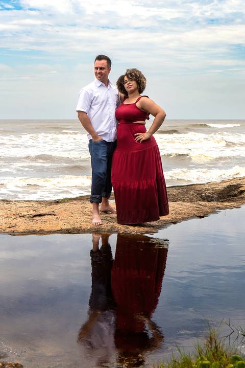 As melhores ideias e inspirações criativas de fotos para ensaio pré wedding na Praia dos Sonhos, Mulheres de Areia e Cama de Anchieta em Itanhaém - SP'