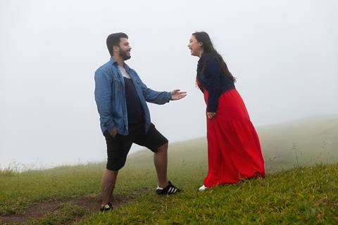 As melhores ideias e inspirações criativas de fotos para ensaio pré wedding no Morro do Capuava - SP'