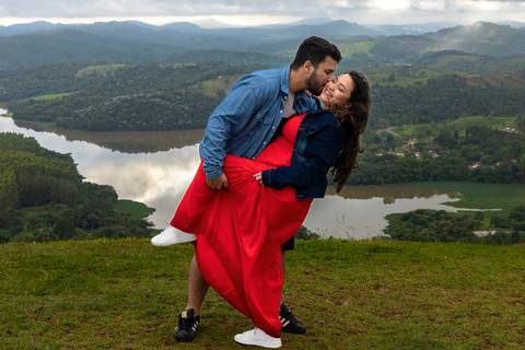 As melhores ideias e inspirações criativas de fotos para ensaio pré wedding no Morro do Capuava - SP'