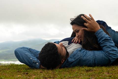 As melhores ideias e inspirações criativas de fotos para ensaio pré wedding no Morro do Capuava - SP'