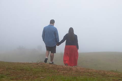 As melhores ideias e inspirações criativas de fotos para ensaio pré wedding no Morro do Capuava - SP'