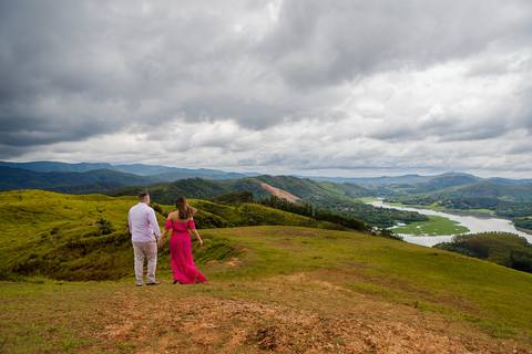 As melhores ideias e inspirações criativas de fotos para ensaio pré wedding no Morro do Capuava - SP'