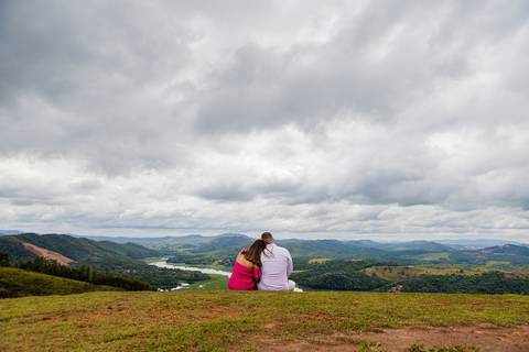 As melhores ideias e inspirações criativas de fotos para ensaio pré wedding no Morro do Capuava - SP'