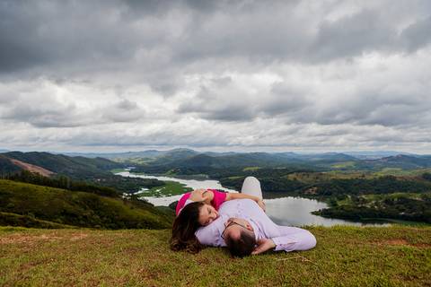 As melhores ideias e inspirações criativas de fotos para ensaio pré wedding no Morro do Capuava - SP'