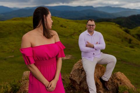As melhores ideias e inspirações criativas de fotos para ensaio pré wedding no Morro do Capuava - SP'
